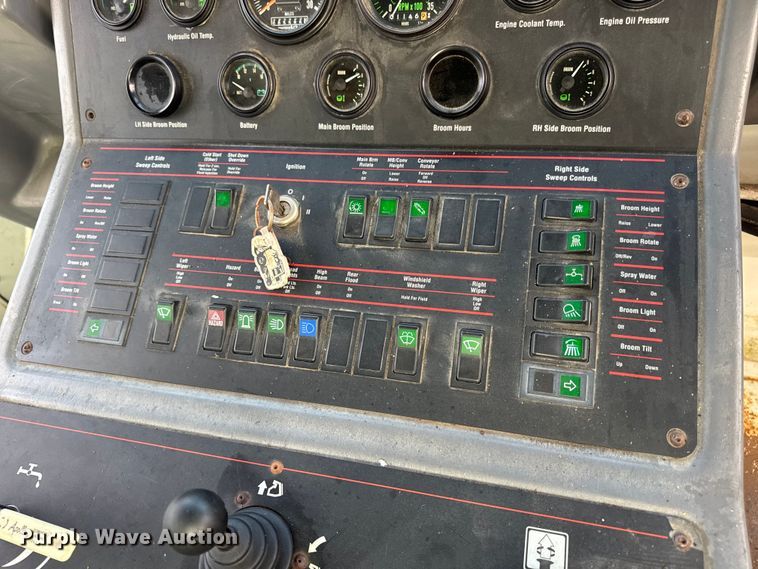 image for item DW3479 1999 Elgin Pelican Series P street sweeper