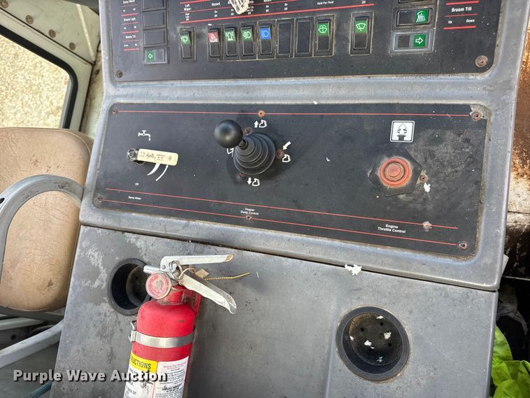 image for item DW3479 1999 Elgin Pelican Series P street sweeper