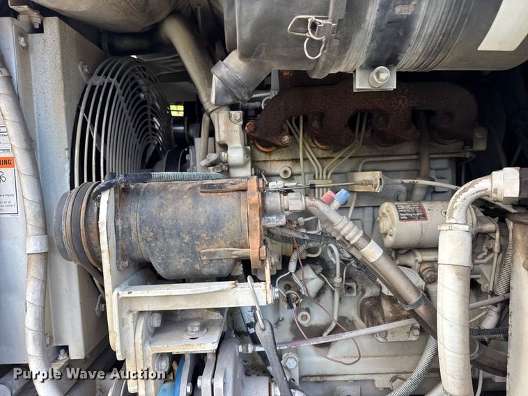 image for item DW3479 1999 Elgin Pelican Series P street sweeper