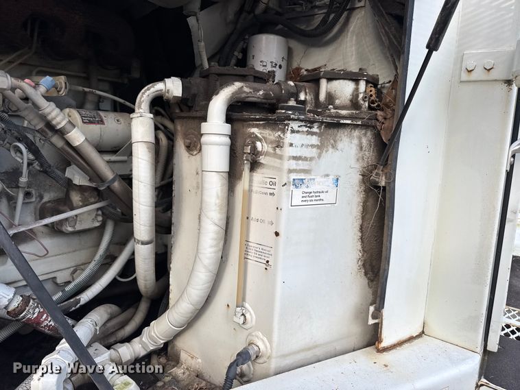 image for item DW3479 1999 Elgin Pelican Series P street sweeper