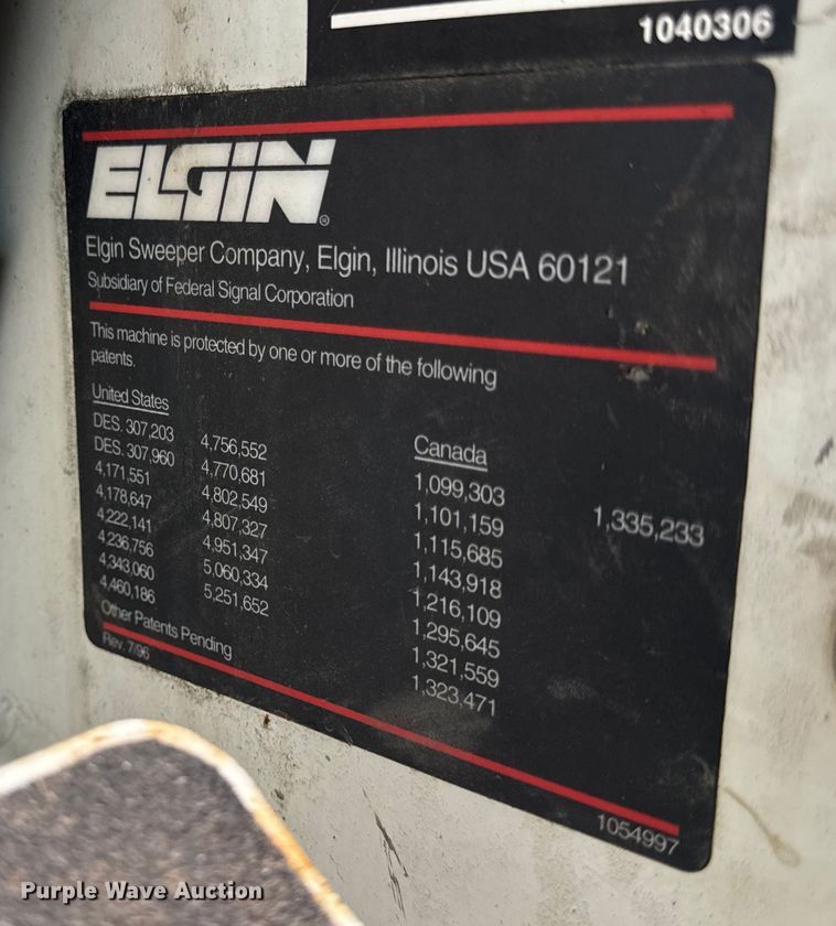 image for item DW3479 1999 Elgin Pelican Series P street sweeper