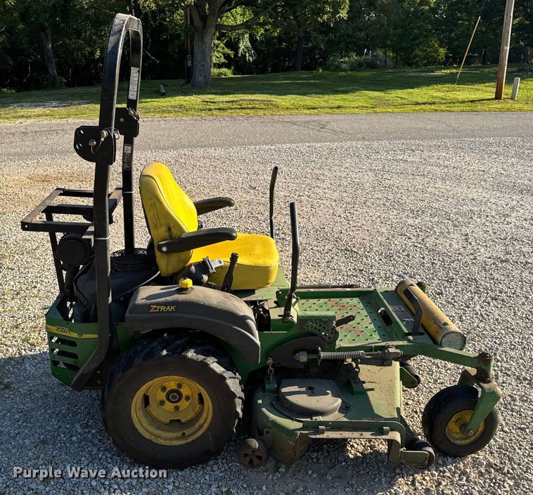 image for item DW3482 John Deere 727A ZTR lawn mower