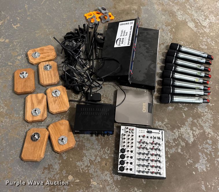 image for item DW3483 Sound equipment