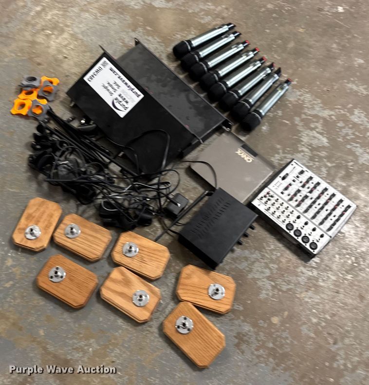 image for item DW3483 Sound equipment