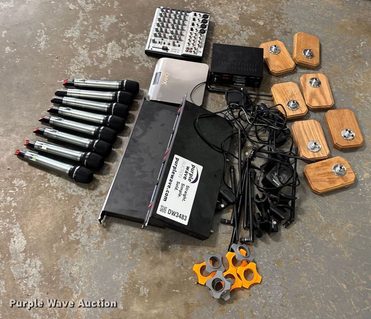 image for item DW3483 Sound equipment