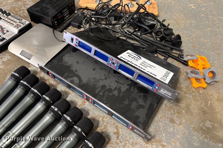 image for item DW3483 Sound equipment