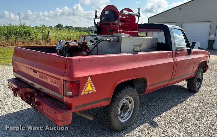 image for item DW3485 1985 Chevrolet D3 brush fire truck