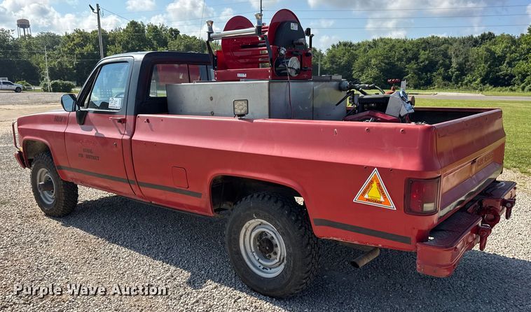 image for item DW3485 1985 Chevrolet D3 brush fire truck