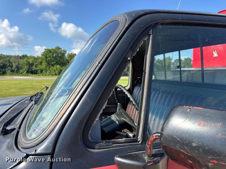 image for item DW3485 1985 Chevrolet D3 brush fire truck