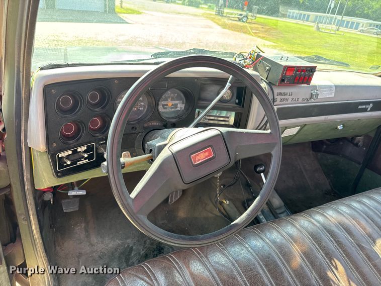 image for item DW3485 1985 Chevrolet D3 brush fire truck