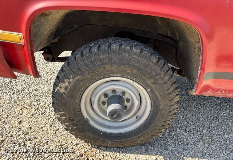 image for item DW3485 1985 Chevrolet D3 brush fire truck