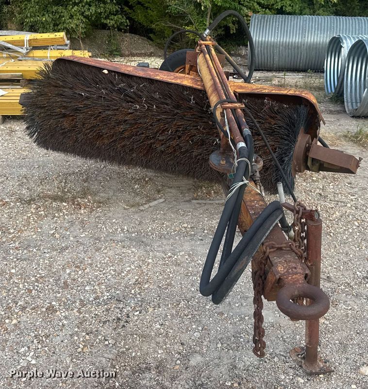 image for item DW3491 Broom