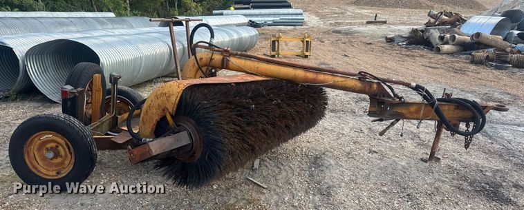 image for item DW3491 Broom