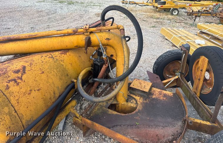 image for item DW3491 Broom