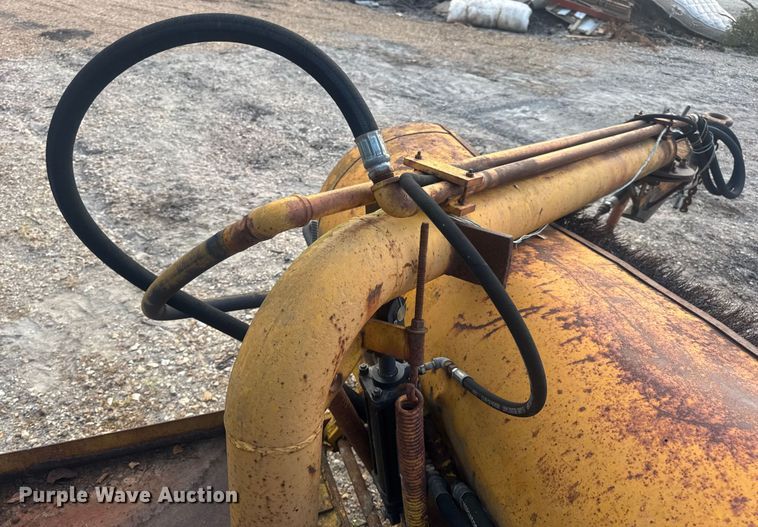 image for item DW3491 Broom