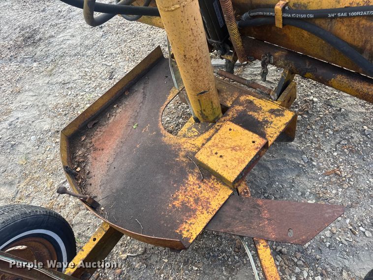 image for item DW3491 Broom