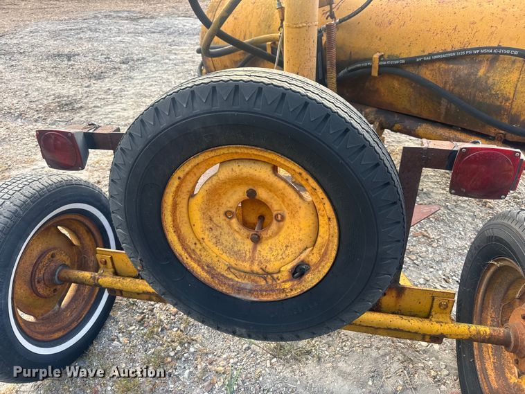 image for item DW3491 Broom