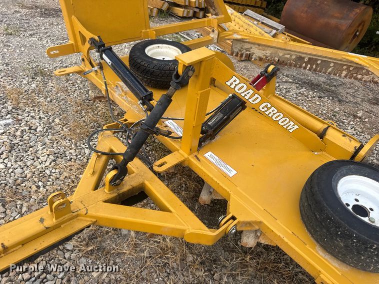 image for item DW3492 Road Groom Manufacturing Road Groomer moldboard