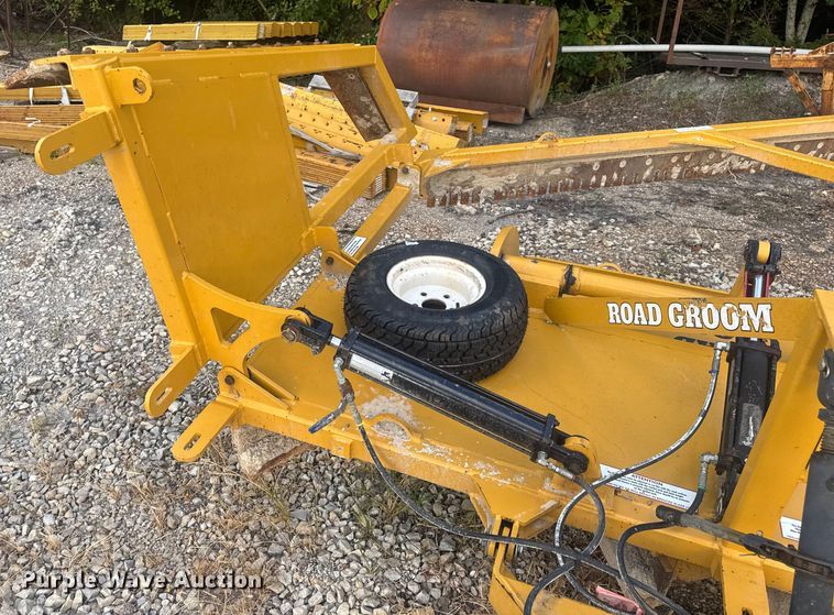 image for item DW3492 Road Groom Manufacturing Road Groomer moldboard
