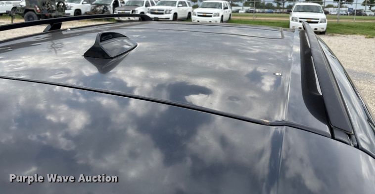 image for item DW8670 2011 BMW X5 SUV