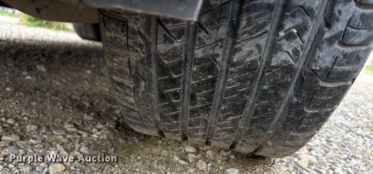 image for item DW8670 2011 BMW X5 SUV