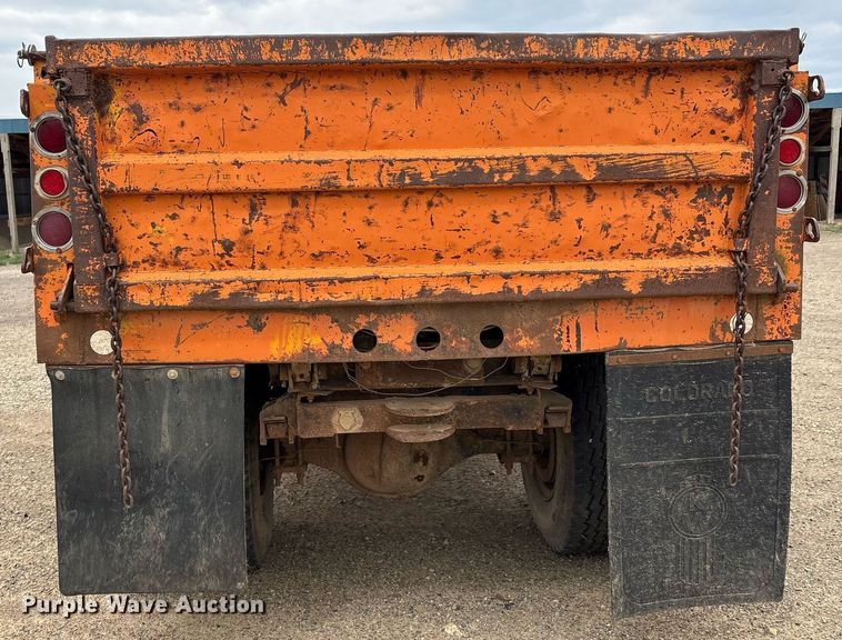 image for item DX8031 1977 Ford F700 dump truck