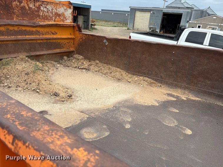 image for item DX8031 1977 Ford F700 dump truck