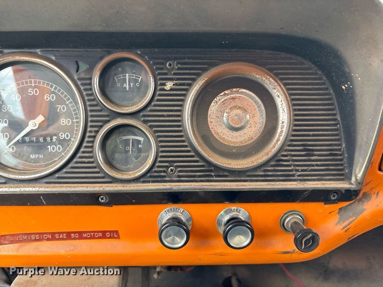 image for item DX8031 1977 Ford F700 dump truck