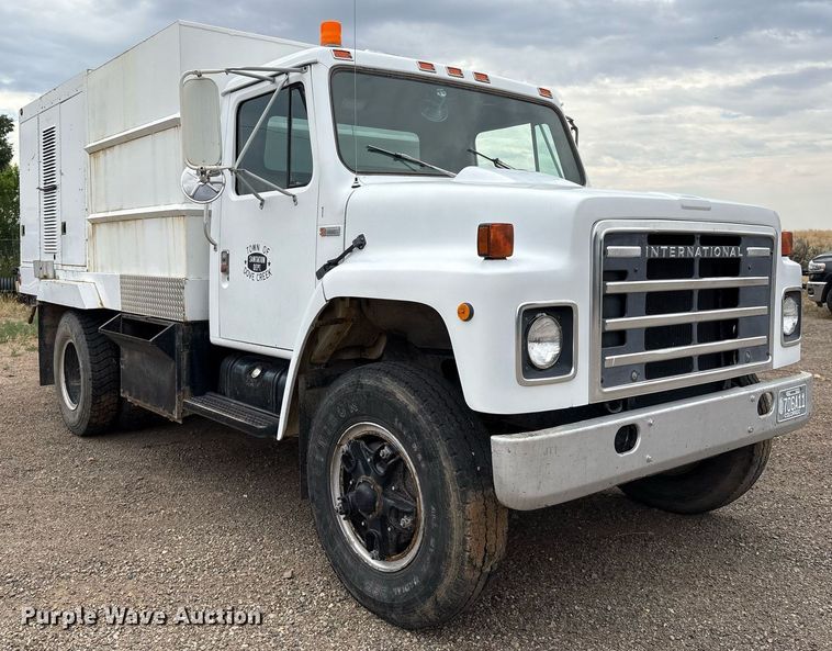 image for item DX8032 1980 International 1724 sewer jetter truck