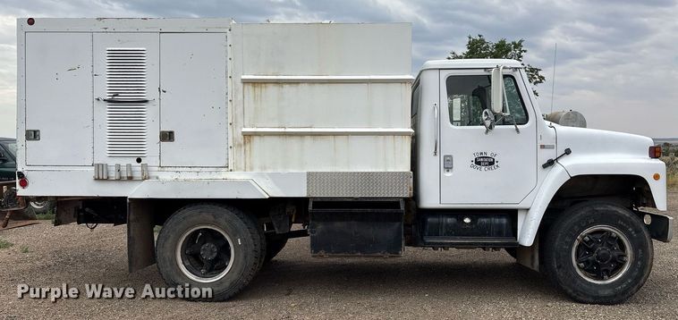 image for item DX8032 1980 International 1724 sewer jetter truck