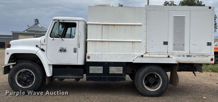 image for item DX8032 1980 International 1724 sewer jetter truck