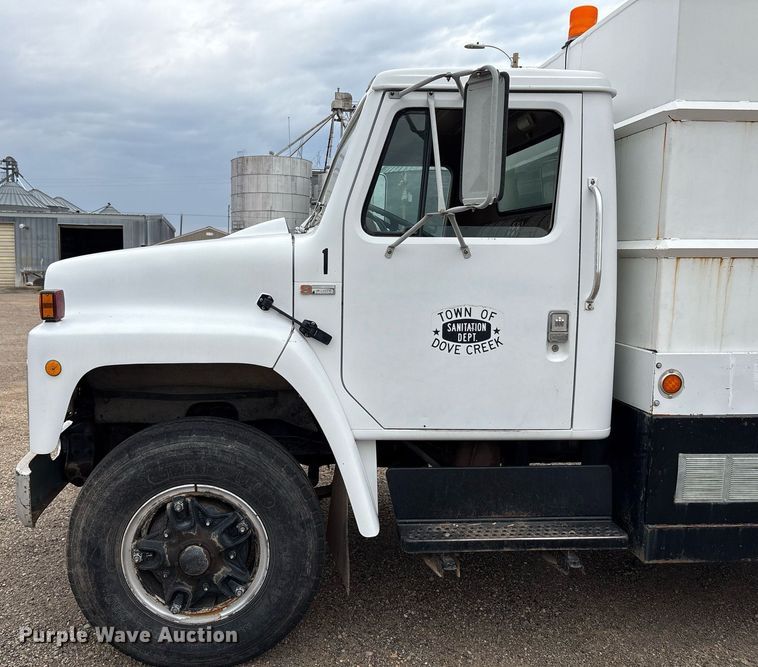 image for item DX8032 1980 International 1724 sewer jetter truck