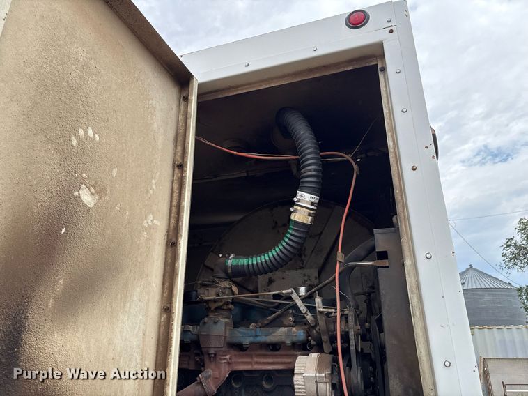 image for item DX8032 1980 International 1724 sewer jetter truck