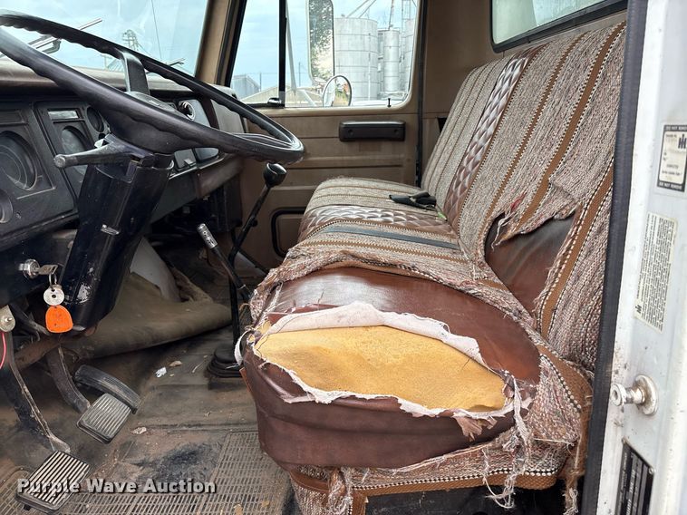 image for item DX8032 1980 International 1724 sewer jetter truck