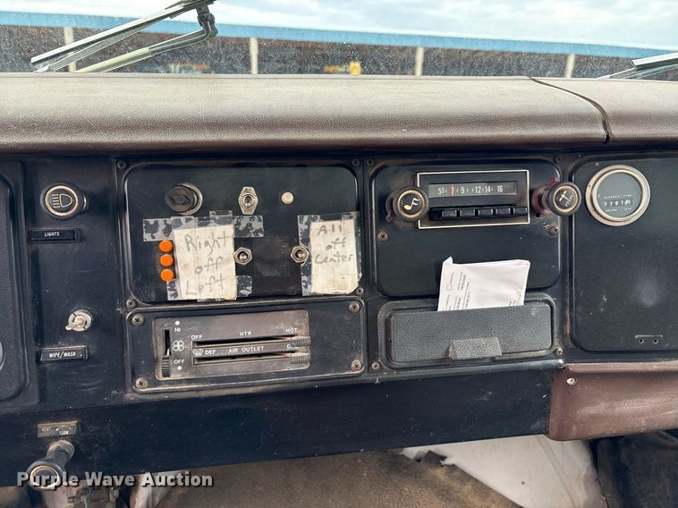 image for item DX8032 1980 International 1724 sewer jetter truck