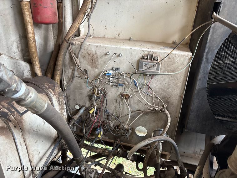 image for item DX8032 1980 International 1724 sewer jetter truck