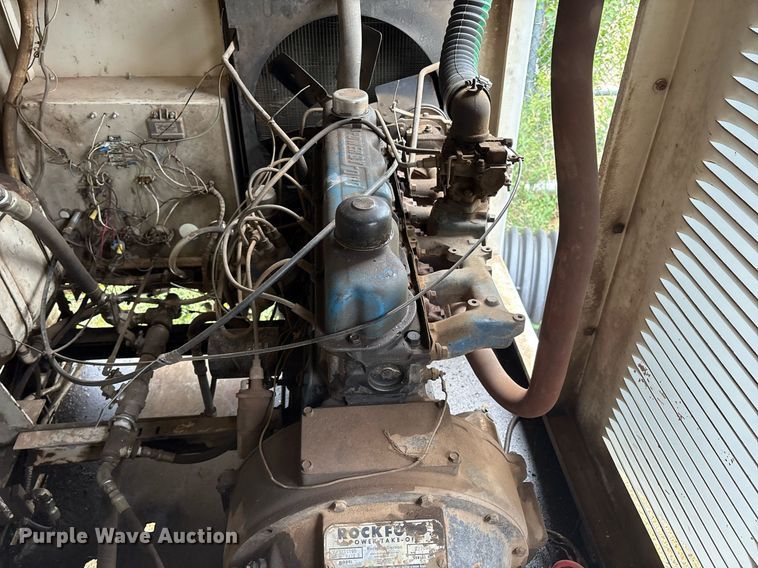 image for item DX8032 1980 International 1724 sewer jetter truck