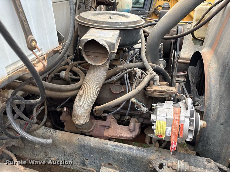image for item DX8032 1980 International 1724 sewer jetter truck