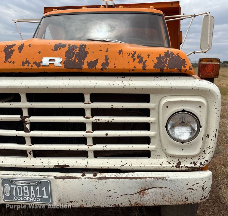 image for item DX8037 1977 Ford F700 dump truck