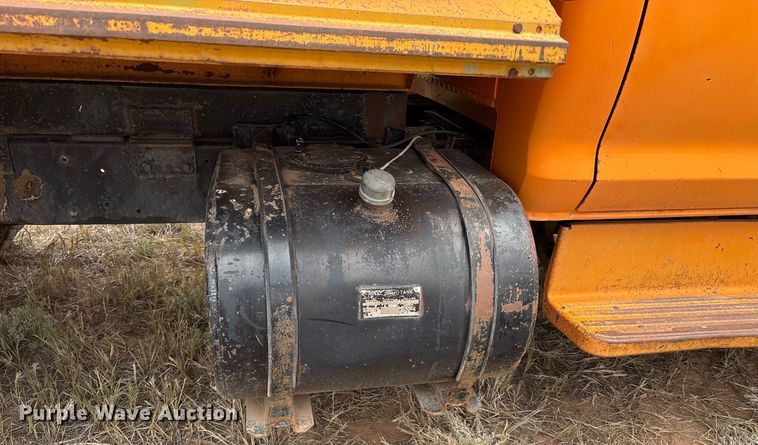 image for item DX8037 1977 Ford F700 dump truck