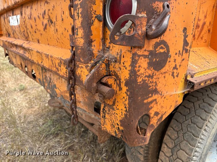 image for item DX8037 1977 Ford F700 dump truck