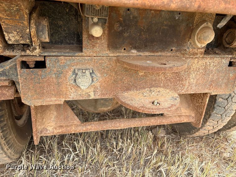 image for item DX8037 1977 Ford F700 dump truck