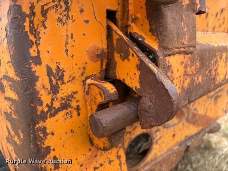 image for item DX8037 1977 Ford F700 dump truck