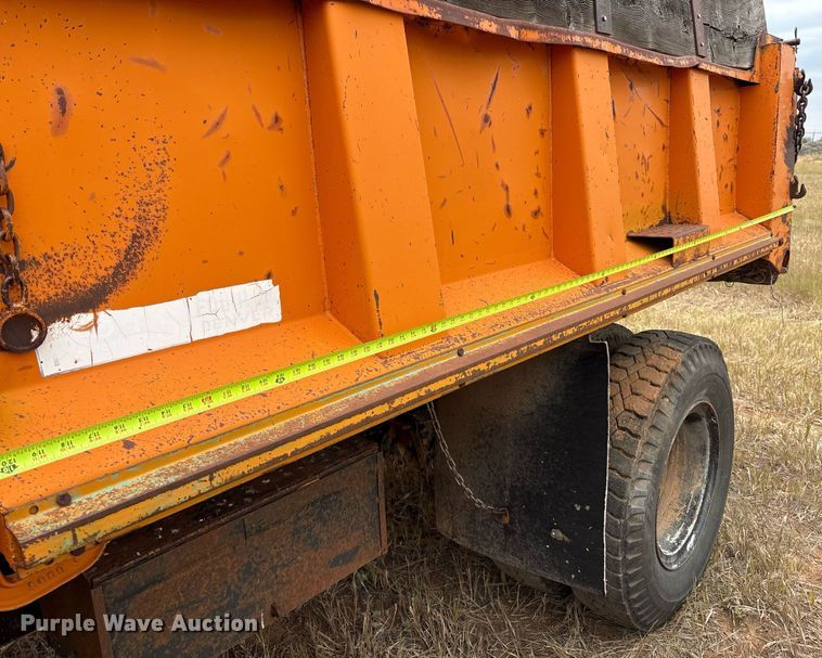 image for item DX8037 1977 Ford F700 dump truck