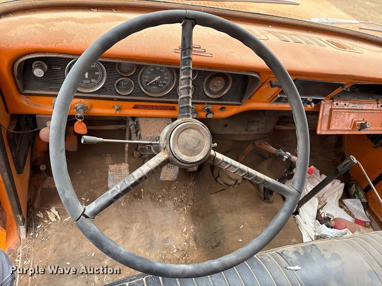 image for item DX8037 1977 Ford F700 dump truck