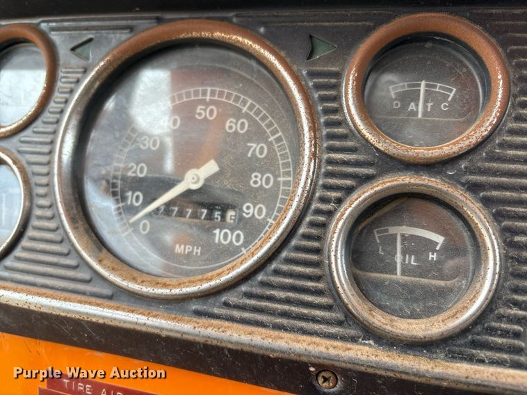 image for item DX8037 1977 Ford F700 dump truck