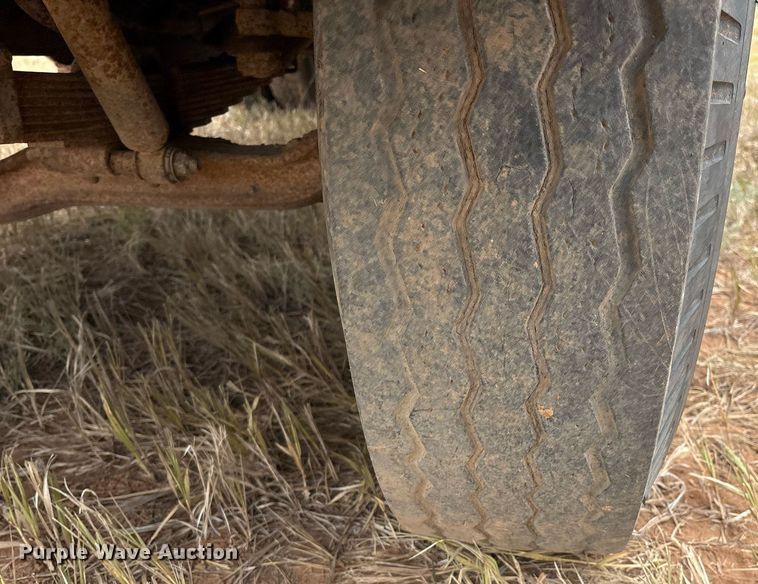 image for item DX8037 1977 Ford F700 dump truck