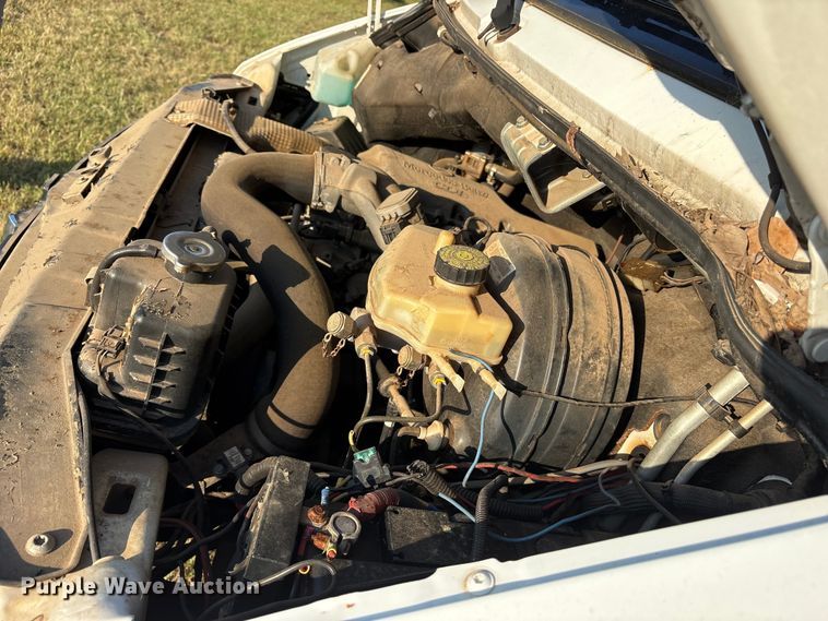 image for item DY0933 2004 Dodge Sprinter 3500 van