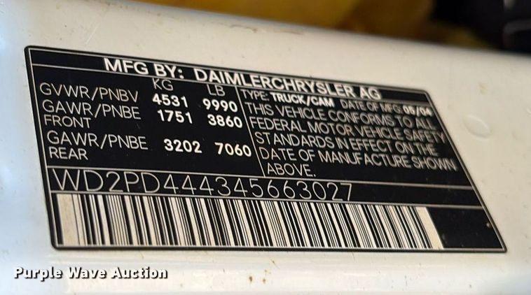 image for item DY0933 2004 Dodge Sprinter 3500 van