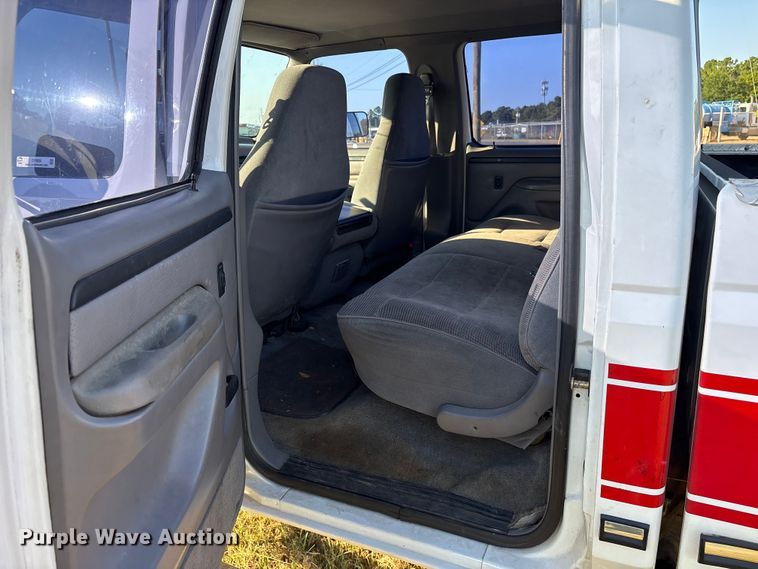 image for item DY0934 1997 Ford F350 Crew Cab pickup truck